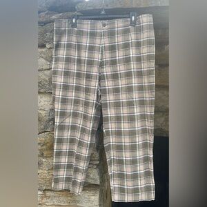 White Stag Women’s Plaid Capris Size 18